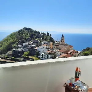  Holiday home L'arabesco