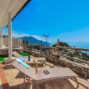  Villa Salice